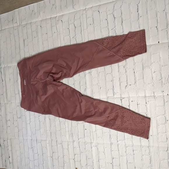 Pink Victoria secret dark purple mauve color leggings size small - Picture 3 of 6